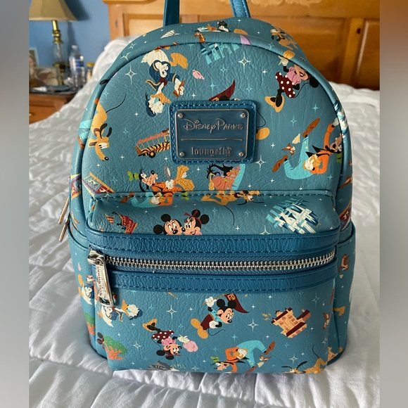 Adorable Loungefly Disney Parks Mickey Mouse and friends Backpack - Picture 1 of 12